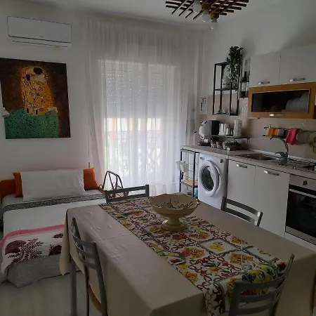 La Casa Di Giada Apartment *